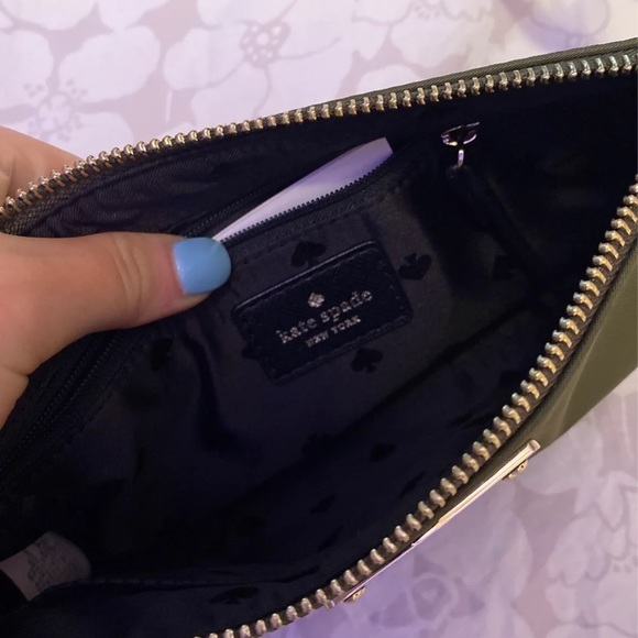 Kate Spade purse - Picture 4 of 7